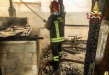 Calabria: Incendio in stabilimento balneare