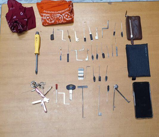 Tentato furto in appartamento: due arresti
