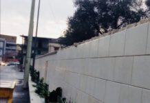 Rosarno- 2021: durante la pandemia l’ignoranza colpisce ancora. Vandalizzato muro difronte palazzo comunale