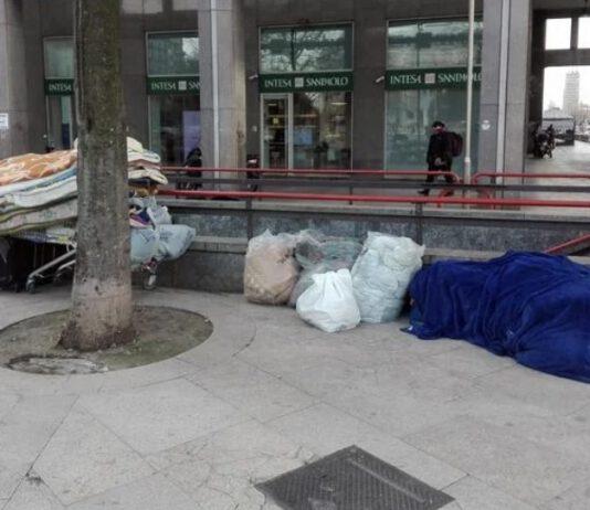 Clochard calabrese trovato morto a Milano: in banca aveva 100mila euro