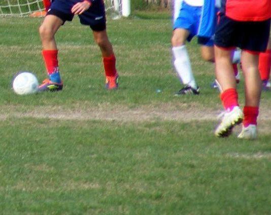 Gioia Tauro: giocavano a calcetto nonostante divieti anti COVID, chiuso impianto sportivo