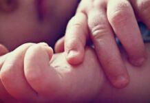 Vagava senza meta con figlia neonata denutrita- soccorsa dai carabinieri