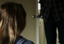 Calabria: Abusava della figlia minorenne filmandola di nascosto: arrestato 57enne