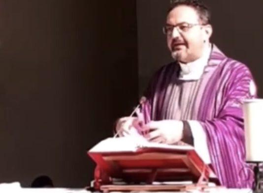 Omelia che fa discutere- Don Paolo: “Vaccini fatti con feti vivi di povere donne”