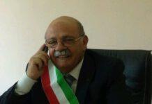 Calabria: chiede posto di lavoro per figlio ma sindaco la molesta sessualmente