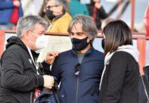 Calabresi confinati tra le mura di casa, ospedali e obitori: i loro miserabili rappresentanti istituzionali a spassarsela allo stadio! Gallo ci mandi il conto a casa: paghiamo noi!