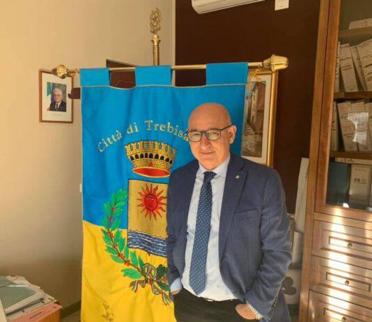 A Trebisacce tolleranza zero per chi abbandona i rifiuti indiscriminatamente: foto trappole e multe