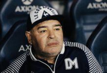 Sette persone accusate di omicidio volontario per la morte di Maradona