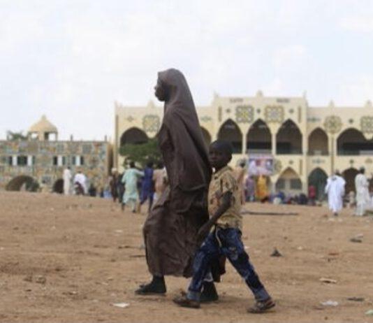 Nigeria – oltre 100 bambini rapiti in una scuola