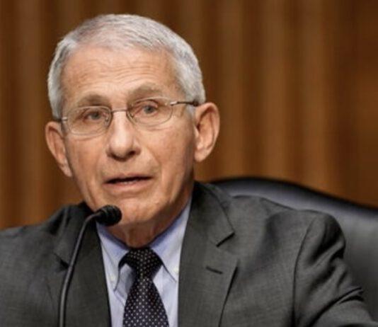 Fauci: “Non sono convinto dell’origine naturale del COVID. Indagare su ciò che è successo in Cina”