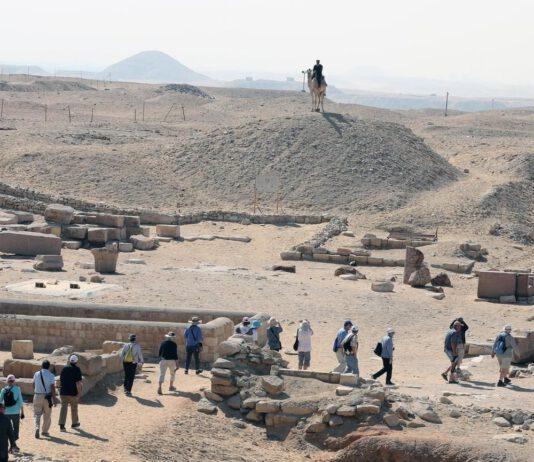 Egitto – scoperte 250 tombe risalenti a 4200 anni fa
