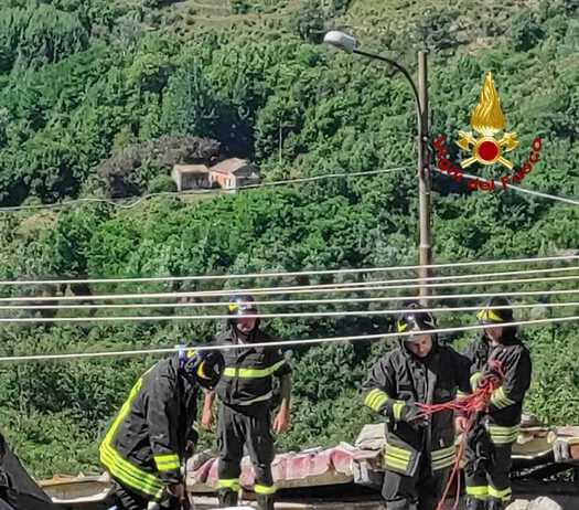 Esplode bombola di gas – crolla casolare: un ferito grave