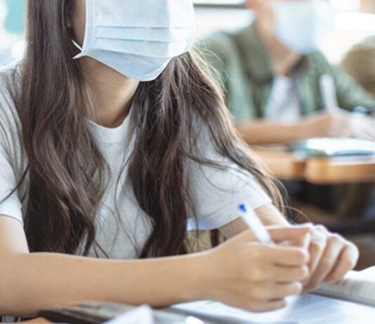 Scuola – Ministro Bonetti: “Ripartirà con mascherine”