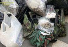 Settantuno kg di droga nascosti in cimitero: 2 persone arrestate