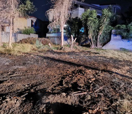 Gioia Tauro incendio nella notte vicino abitazioni