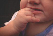 Soffocata mentre mangia yogurt – muore bimba di 11 mesi