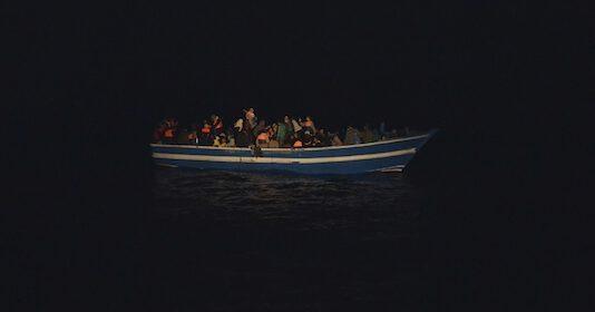 Ancora sbarchi migranti su coste calabresi- arrivati in 300