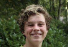 Si scontra in moto contro trattore guidato dal padre, morta 16enne