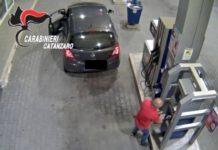 Utilizzava carta azienda per fare pieno auto, arrestato