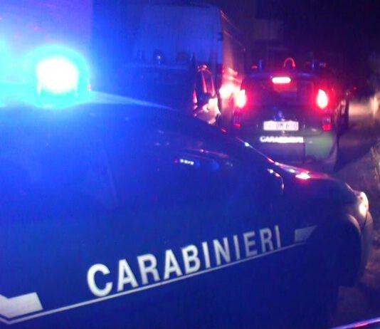 Sorpresi di notte a scaricare rifiuti edili in torrente – denunciati