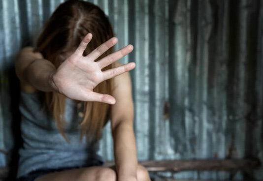 Picchia la compagna e la costringe ad avere rapporti – arrestato 39enne