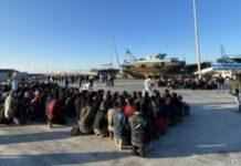 Un altro sbarco migranti su coste calabresi – arrivati in 300