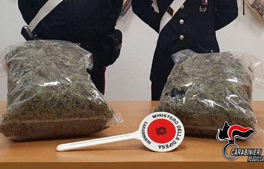 Gioia Tauro – droga nascosta in auto e a casa dentro lavatrice, due arresti