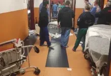 Muore d’infarto in ospedale – parenti devastano pronto soccorso