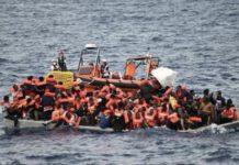 Salvati 200 migranti in pericolo al largo della Calabria.