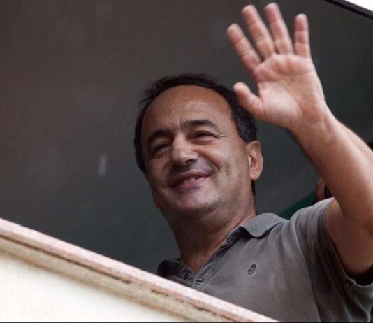 Riace, il giudice: ‘Lucano ha strumentalizzato l’accoglienza a beneficio della sua immagine politica”