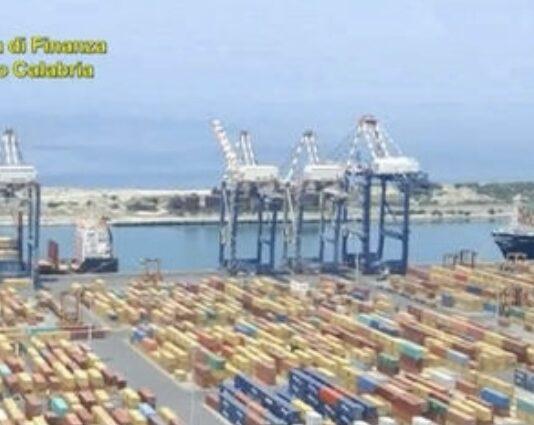 Sequestrate tre tonnellate di cocaina al porto di Gioia Tauro