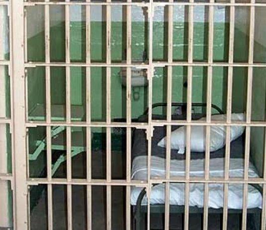 Detenuto strangola compagno di cella