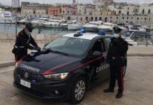 Tenta di investire 3 persone e ne ferisce una con una spada – arrestato 44enne