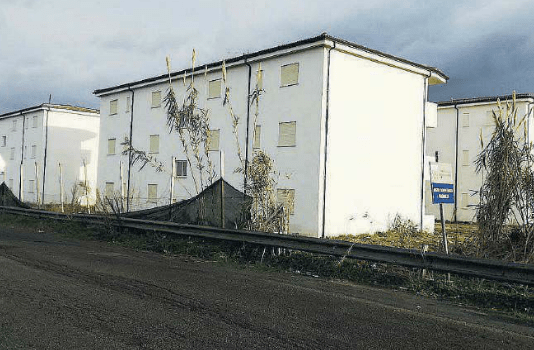 Abitazioni dignitose e trasporti pubblici per i braccianti: le richieste di USB al Consiglio per l’immigrazione di Reggio Calabria