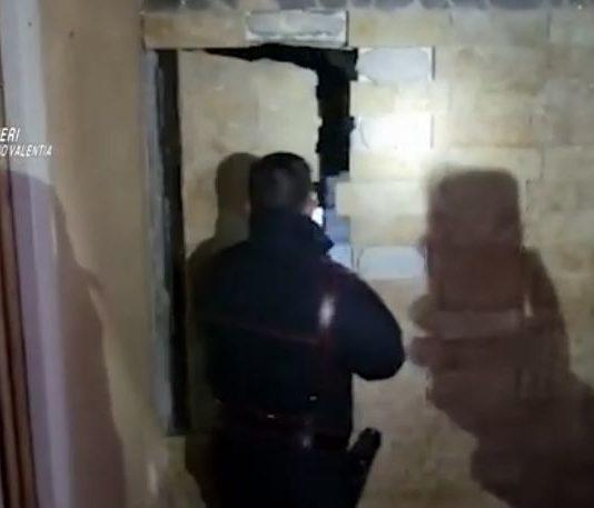 Agguato in piazza a colpi di pistola – fermato presunto autore