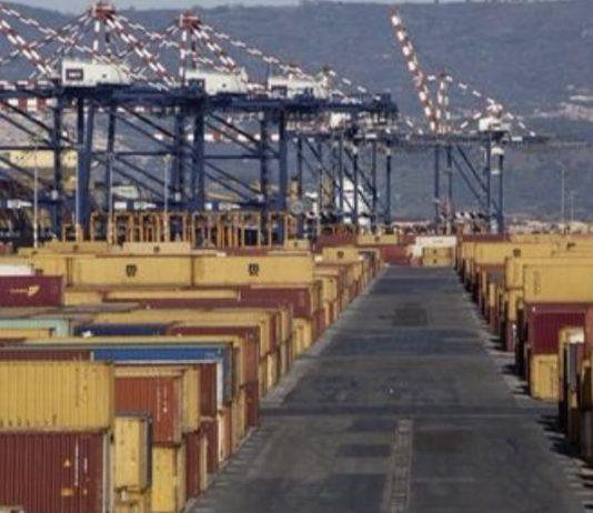 Container destinati all’Ucraina fermi nel porto di Gioia Tauro