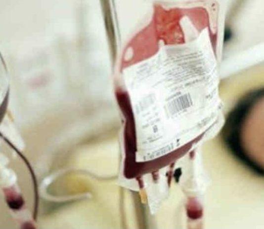 Volevano “sangue no vax” per trasfusioni figlio, tolta potestà genitoriale