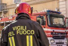 Muore in casa, vicini sigillano la porta per non sentire odore