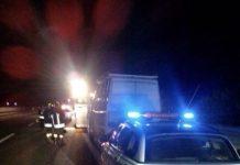 Fumogeni in autostrada, tifosi bloccano carreggiata