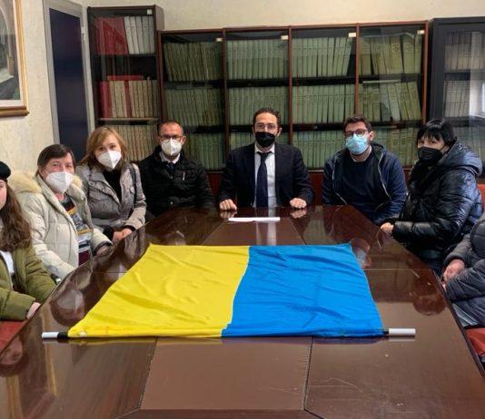Polistena – L’Amministrazione Comunale incontra un gruppo di cittadini ucraini