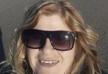 Cade dal balcone mentre fa pulizie: muore 59enne