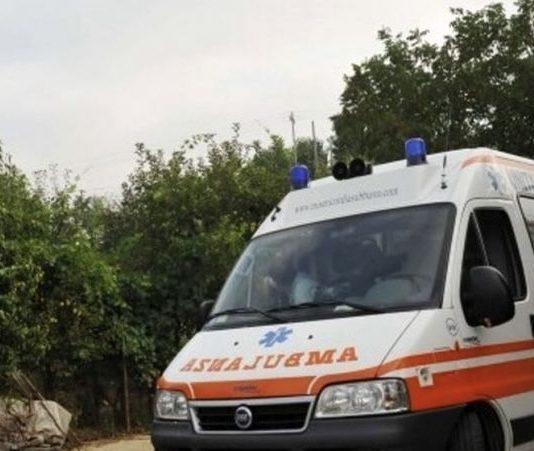 Calabria – Trattore si ribalta: 34enne muore schiacciato