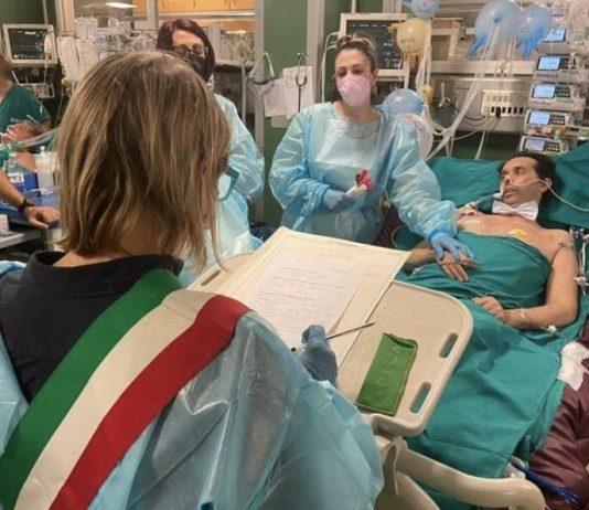 In fin di vita si sposa in terapia intensiva – poco dopo arriva un cuore nuovo per trapianto