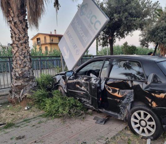 Ennesimo incidente su Ss 106 – morta una donna