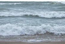 Spinti al largo dal forte vento – due ragazzi salvati in mare da militare Guardia Costiera