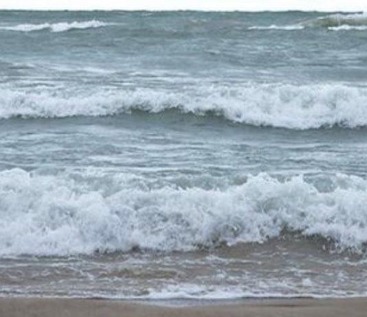 Spinti al largo dal forte vento – due ragazzi salvati in mare da militare Guardia Costiera