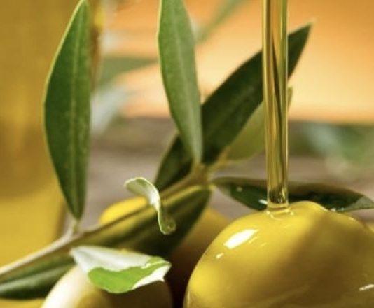 Coldiretti Calabria: si stima la diminuzione di olio almeno di una bottiglia su tre. Aumenterà la spesa per le famiglie