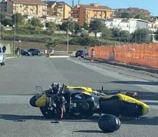 Calabria – scontro auto moto: ferito grave un 25enne