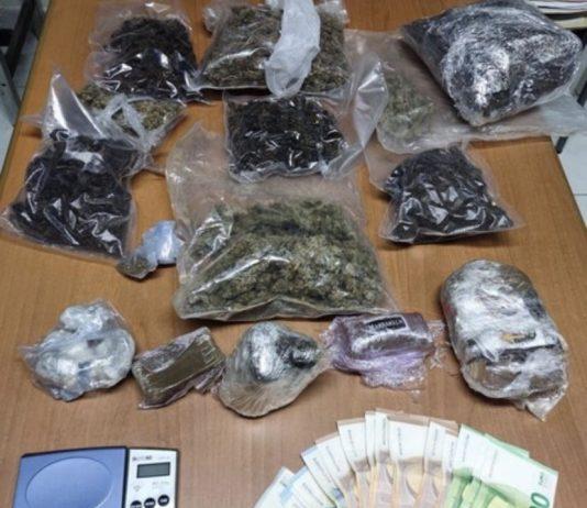 Nascondeva oltre due kg di droga in magazzino: arrestato 23enne