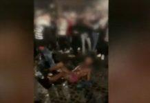 Gruppo di minori prende a calci in faccia un senzatetto: scoppia la rissa